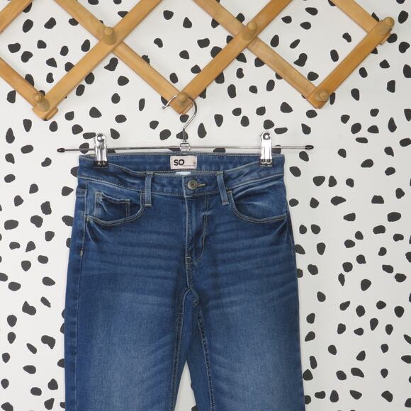 SO Medium Wash Denim Straight Leg Girls Jeans - Picture 2 of 6